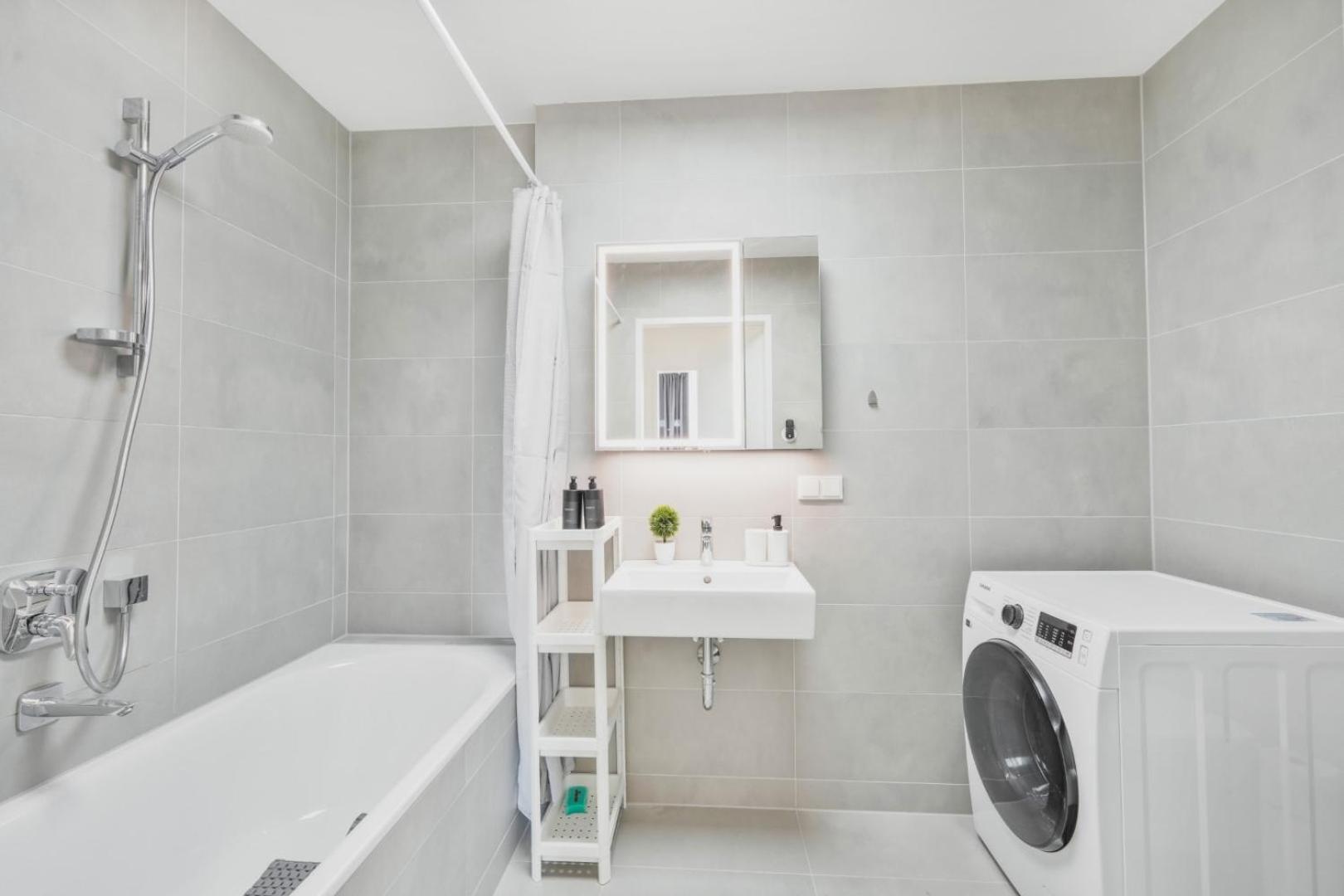 Luxury Penthouse I Rooftop Pool I Self Check-In Vienne Extérieur photo